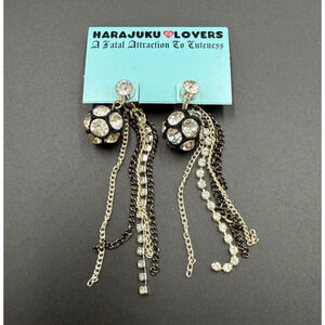 Harajuku Lovers A Fatal Attraction to Cuteness Earrings Silver Tone Dangle Studs